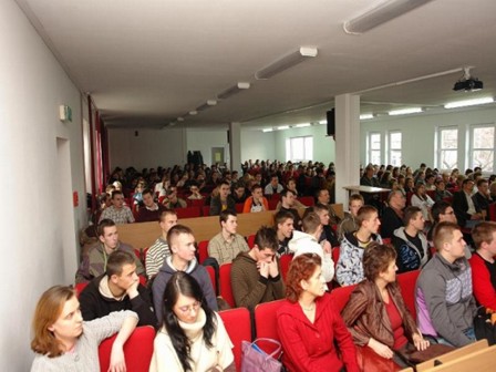 Profesor Marian Noga gościem specjalnym w PWSZ w Nysie - wykład pt. Rola Rady Polityki Pieniężnej w ograniczaniu skutków kryzysu gospodarczego.